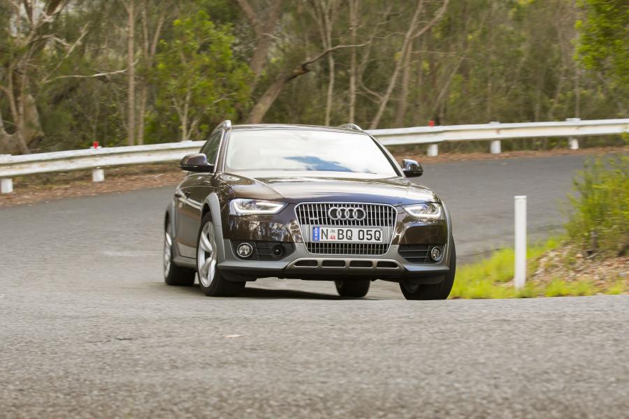  Audi A4 Allroad 2.0 TDI Quattro (B8, 8K) 2012 года  (AU) (фото 3 из 24)